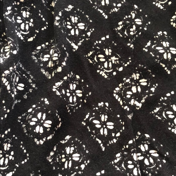 Two for $10 shorts - Picture 5 of 6